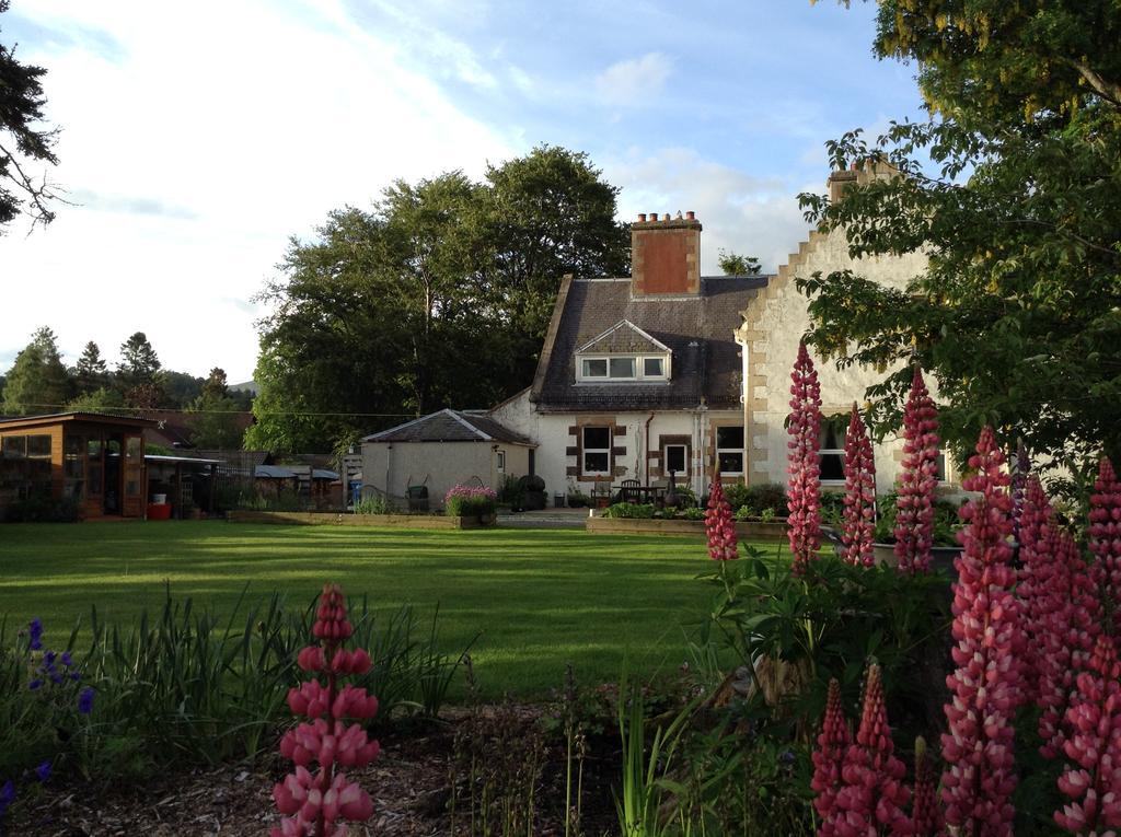 Dower House Newtonmore B&B Экстерьер фото